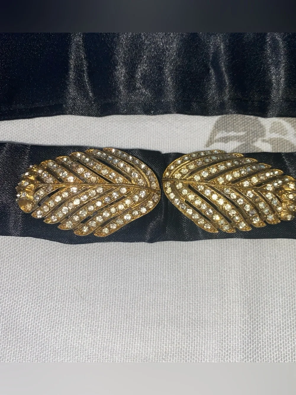 Vintage Belt ART DECO Rhinestone FUR Clip SHOE CLIP Brooch 2 × 1.5